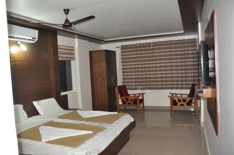 Suprabha Residency Villa Kalasa Exteriör bild