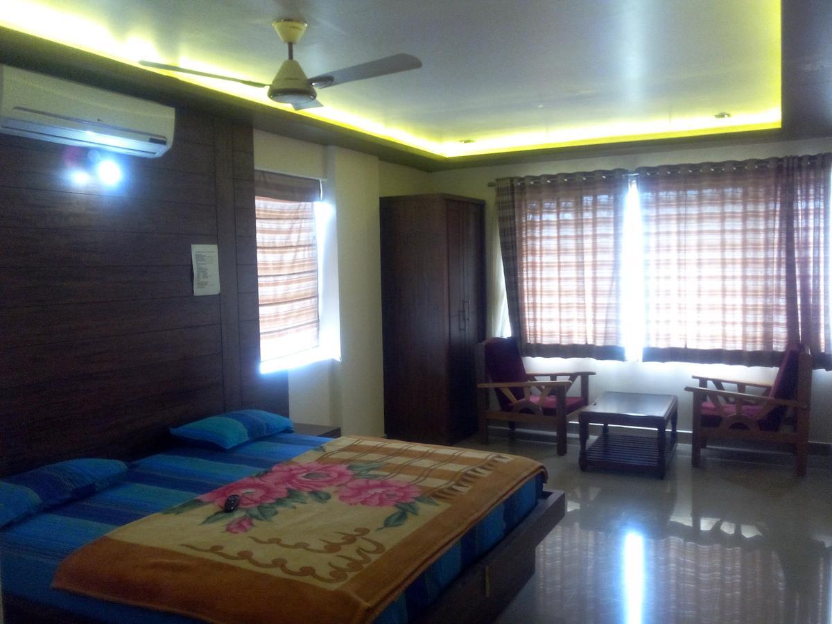 Suprabha Residency Villa Kalasa Exteriör bild
