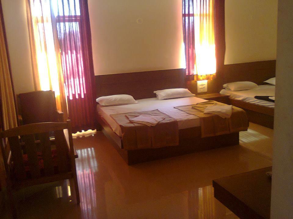 Suprabha Residency Villa Kalasa Exteriör bild